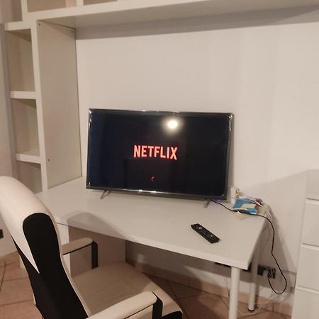 Apartment Near Metro Turin Luaran gambar