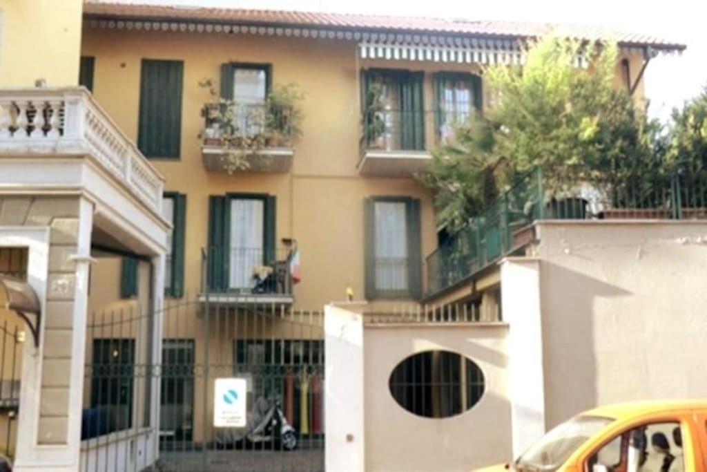 Apartment Near Metro Turin Luaran gambar
